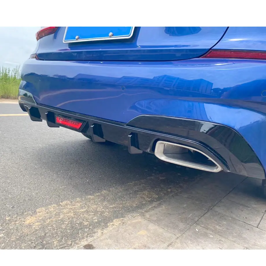 BM G20 320 KARBEL GLOSS BLACK REAR DIFFUSER (non oem) - Image 2