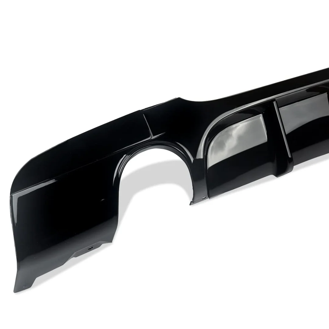 BM E90 335i GLOSS BLACK REAR DIFFUSER (non oem) - Image 2