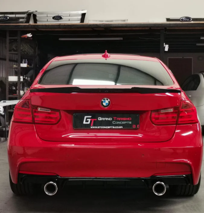 BM F30 GLOSS BLACK M-PERFORMANCE KIT (non oem) - Image 3