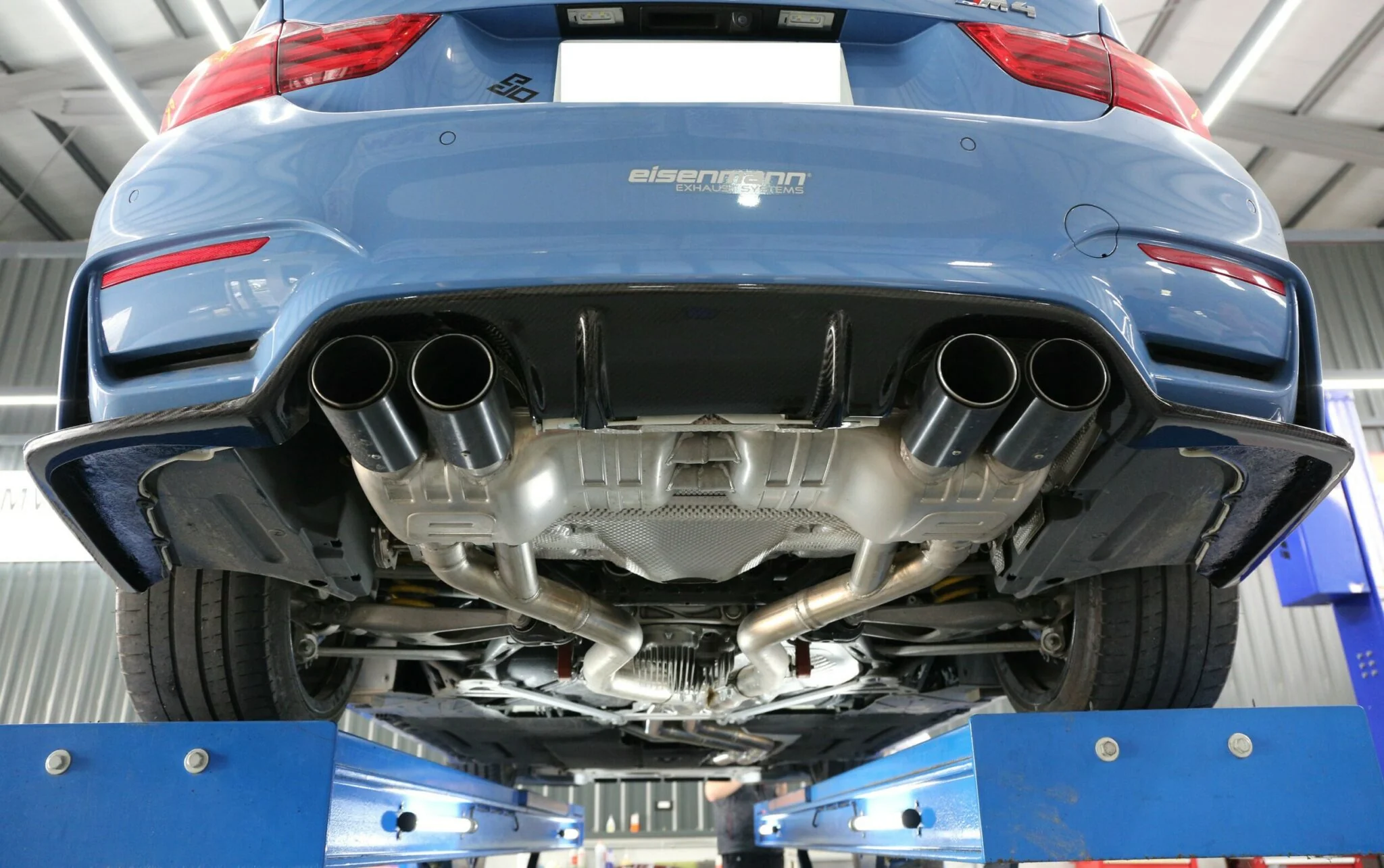 BM F80/F82/F83 M3/M4 3-D STYLE CARBON FIBRE REAR DIFFUSER (non oem) - Image 2