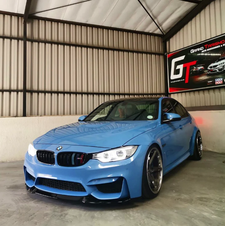 BM F80/F82/F83 M3/M4 CS STYLE GLOSS BLACK FRONT SPOILER (non oem) - Image 2