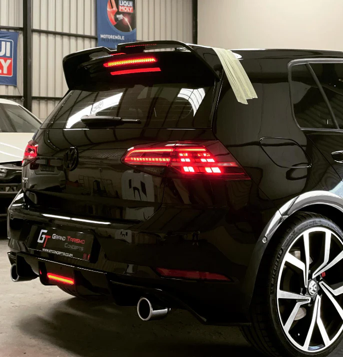 GOLF 7.5 GTI KARBEL GLOSS BLACK REAR DIFFUSER (non oem) - Image 2